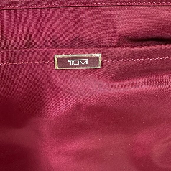 TUMI Voyager Tula Crossbody Bag Burgundy Nylon Travel - Picture 2 of 13